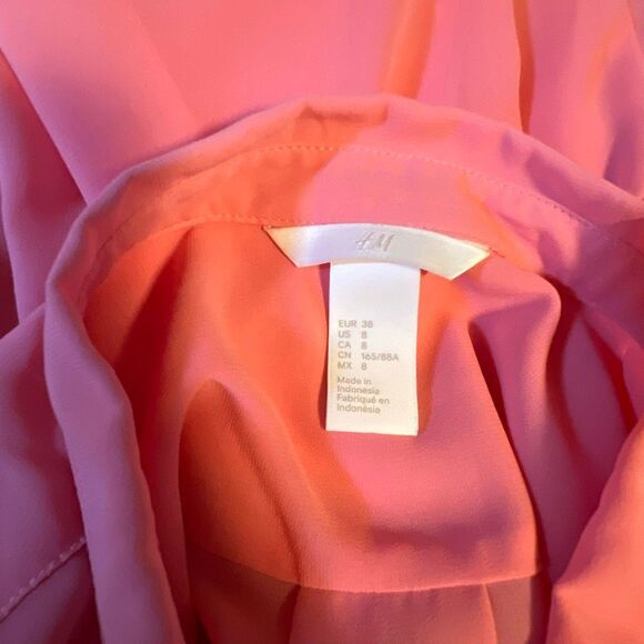 H&M Women's Blush Pink Semi Sheer Sleeveless Button Down Shirt - Picture 6 of 7